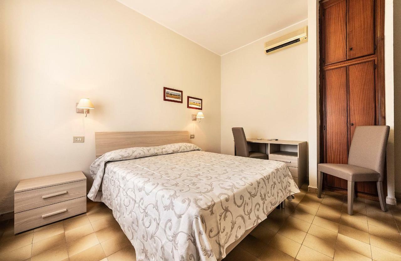 Hotel Aurelia Tarquinia Exterior foto